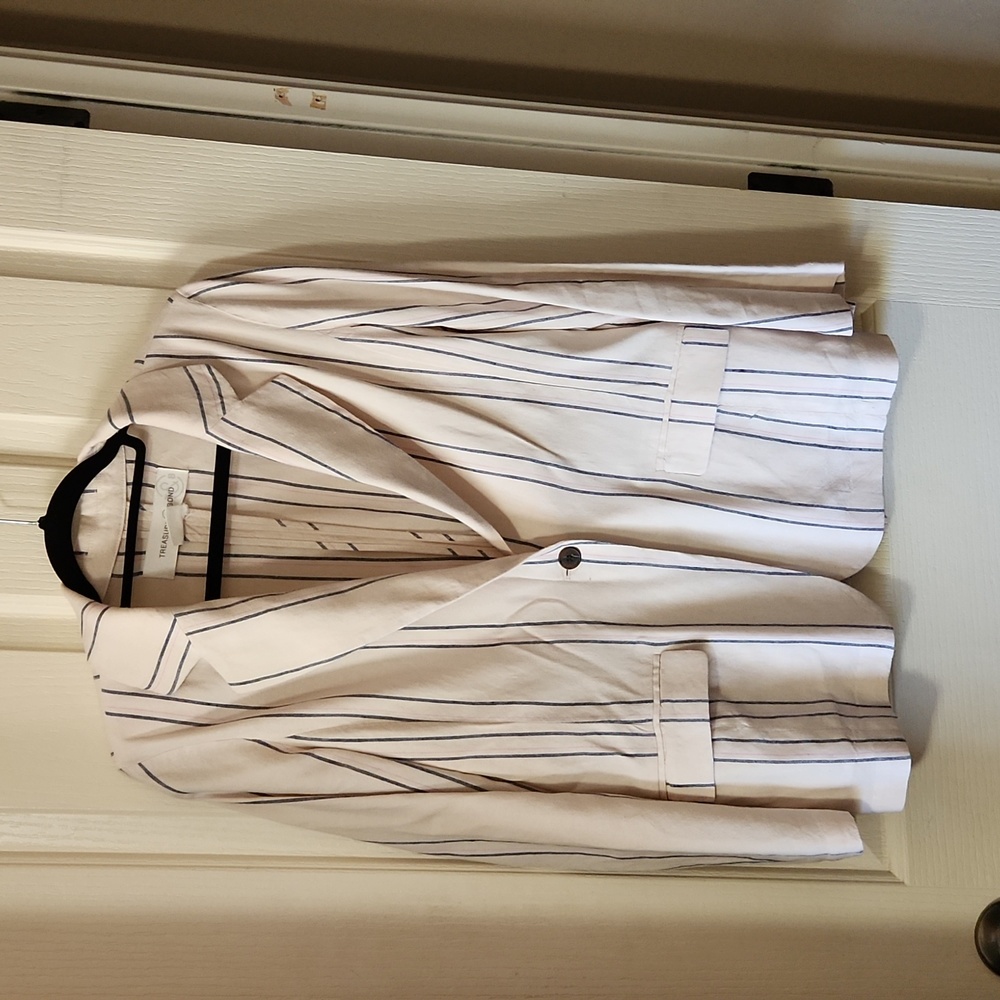 Treasure & Bond blazer sz S